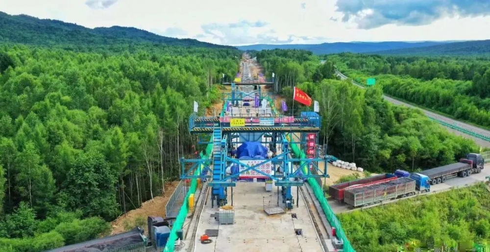 大動(dòng)靜！萬(wàn)馬股份接連中標(biāo)多個(gè)軌交項(xiàng)目